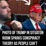 White House photo of Trump sparks conspiracy theory