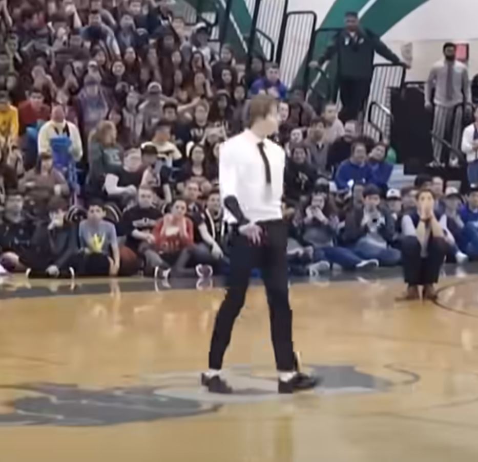 Mean Bullies Started Laughing When “Quiet Kid” Took The Stage, Then The Music Began Playing.