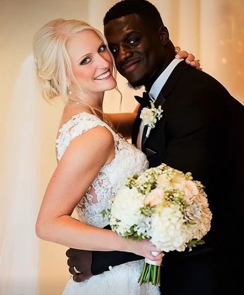 Our Wedding Photographer Accidentally Sent Me the Wrong Photos from Our Wedding, After Seeing Them, I Filed for Divorce