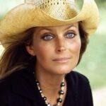 Those eyes, Who can recognize this beauty? She was a true beauty icon but today she turned 67.