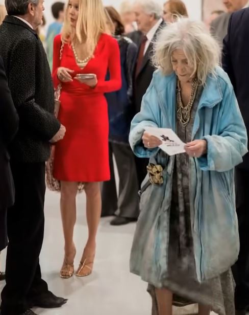 Homeless Visitor in My Gallery Revealed a Truth That Blew My Mind